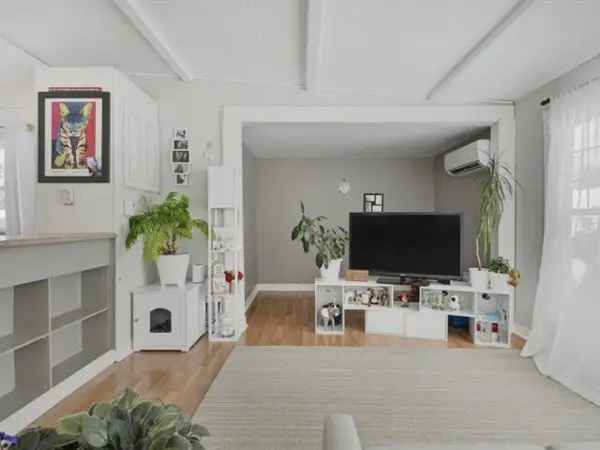 Mobile Home for Sale Quebec North Shore 2 bedrooms Home Office