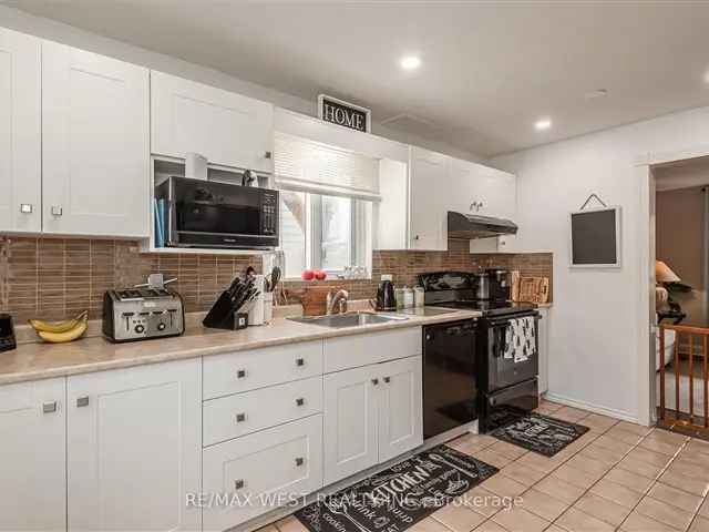 Downtown Brampton 3 2 Bedroom Home with Inground Pool