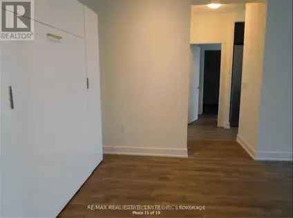 2 rooms apartment of 202 m² in Toronto