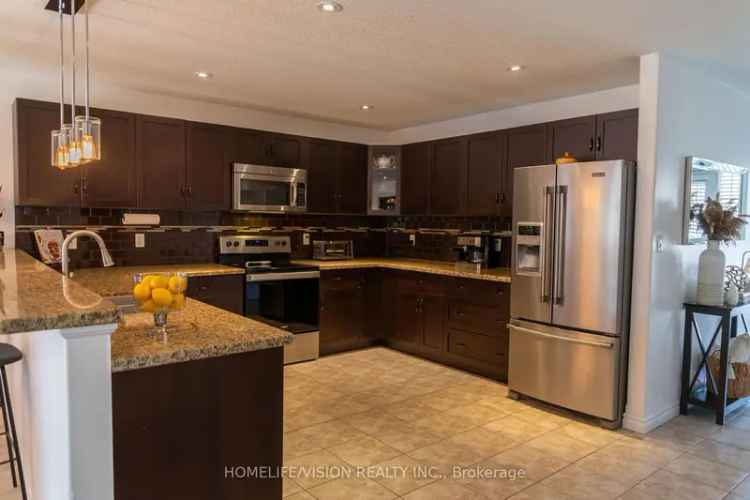 3-Bedroom Bungalow in Rockwood Upper Ridge 1800 sq ft