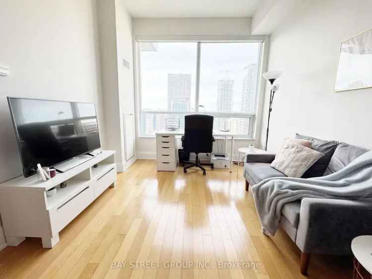 House For Rent in 500, Sherbourne Street, Toronto, Ontario