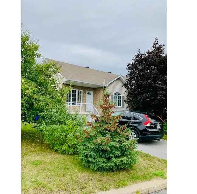 House For Rent in Gatineau, Quebec