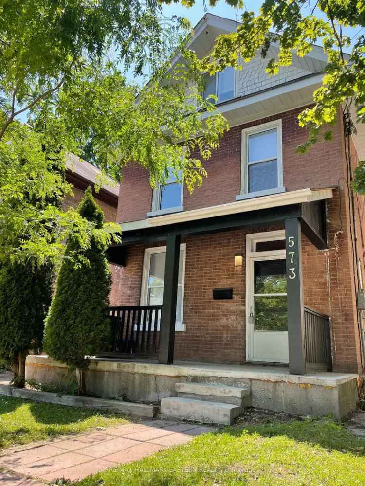 Renovated Home Near Trent University 3 1 Bedrooms