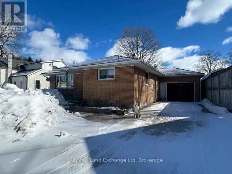 House For Sale in 27, Elizabeth Street South, South Bruce, Ontario