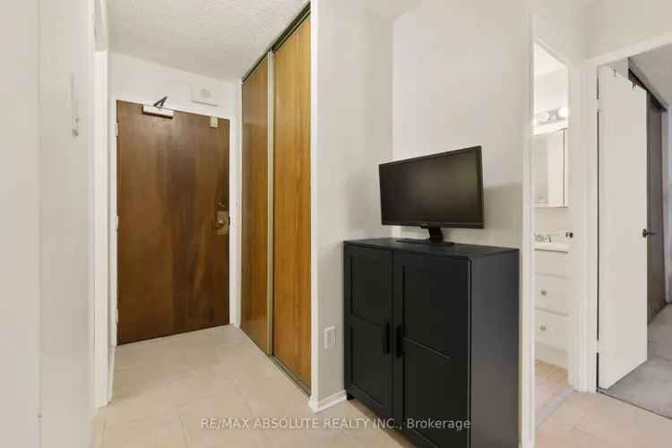 Condo For Sale in Ottawa, Ontario