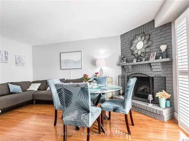 House For Sale in Pickering, Ontario