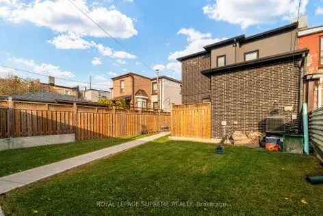 4 rooms house of 410 m² in Toronto