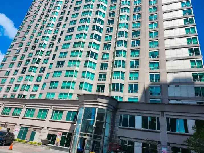 2 Bedroom 2 Bath Luxury Condo near Scarborough Town Centre