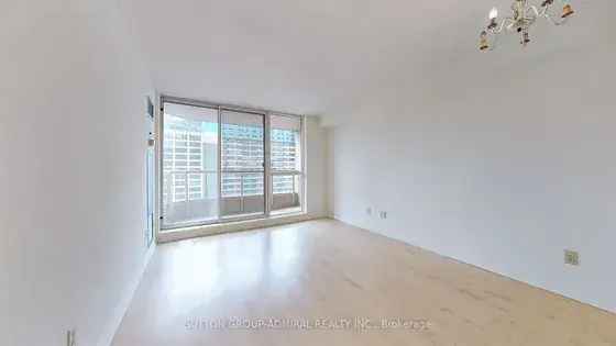 1 room apartment of 55 m² in Toronto