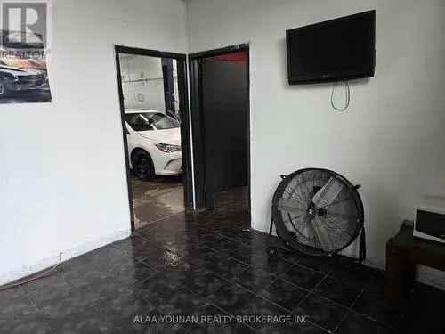Commercial For Sale In Humber Summit Industrial, Toronto, Ontario