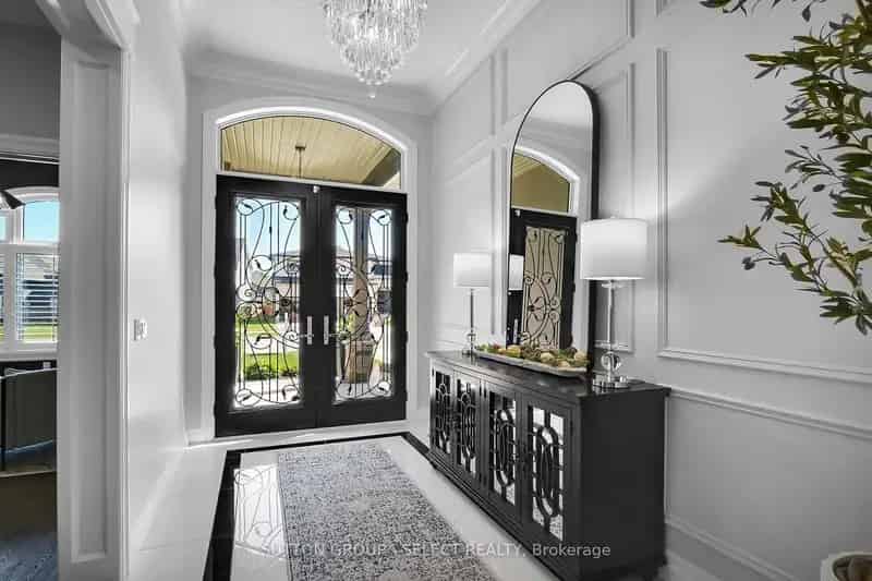 Luxury 5-Bed 3.5-Bath Home in Saxonville Estates