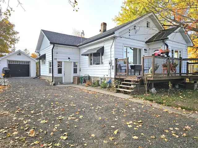 Charming 2-Bedroom Raised Bungalow in Sunderland