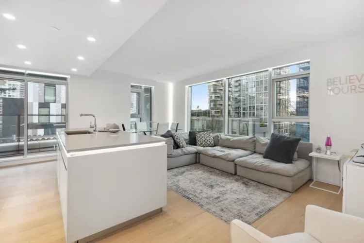 301 889 PACIFIC Street in Vancouver: Downtown VW Condo for sale in “The Pacific” (Vancouver West)  : MLS®# R2935174