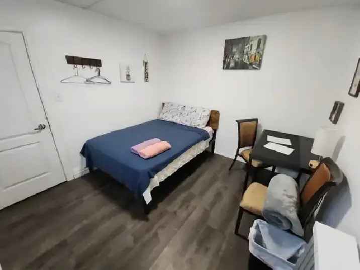 Room for Rent Private Near Jane and Eglinton Featuring Clean Safe Living