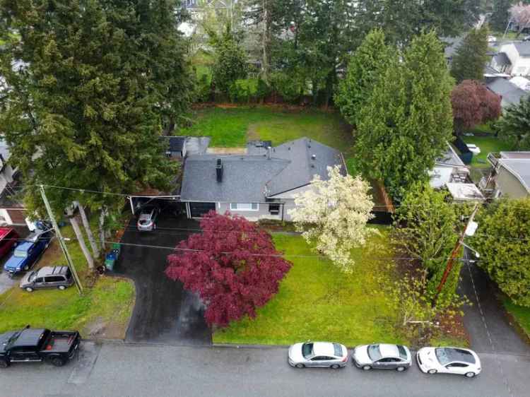 House For Sale in 6764, 134A Street, Surrey, British Columbia