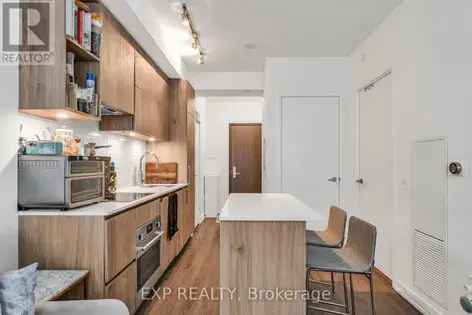 1 room apartment of 77 m² in Toronto