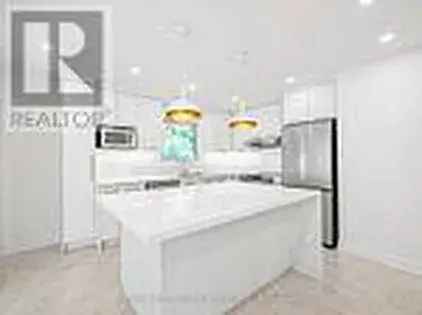 2 Room 398m² Toronto Apartment - Banbury - Modern Luxury