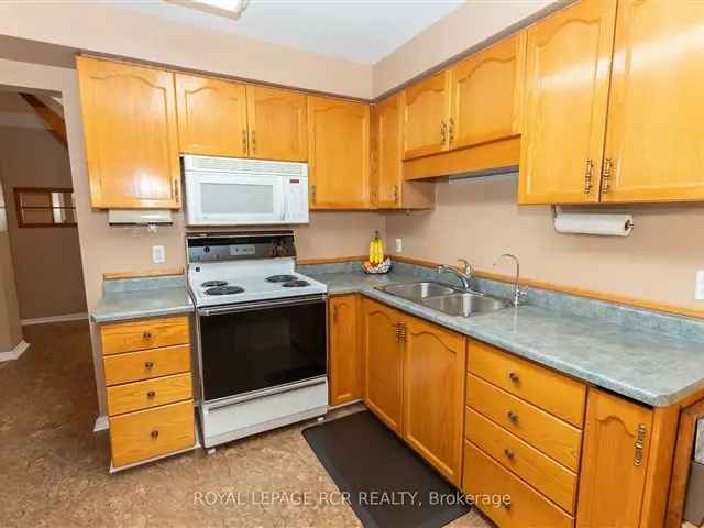 House For Sale in Regina, Saskatchewan