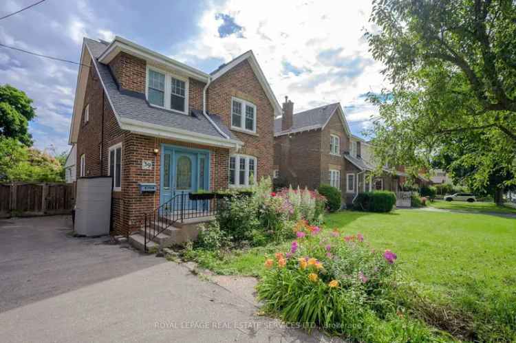 House For Sale in Milton, Ontario