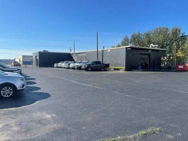 Retail For Sale in Medicine Hat, Alberta