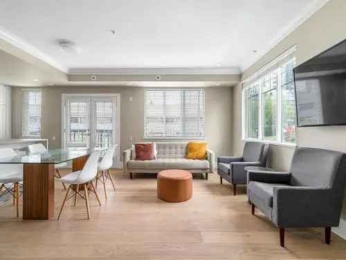 Townhouse For Sale in Vancouver near Winona Park