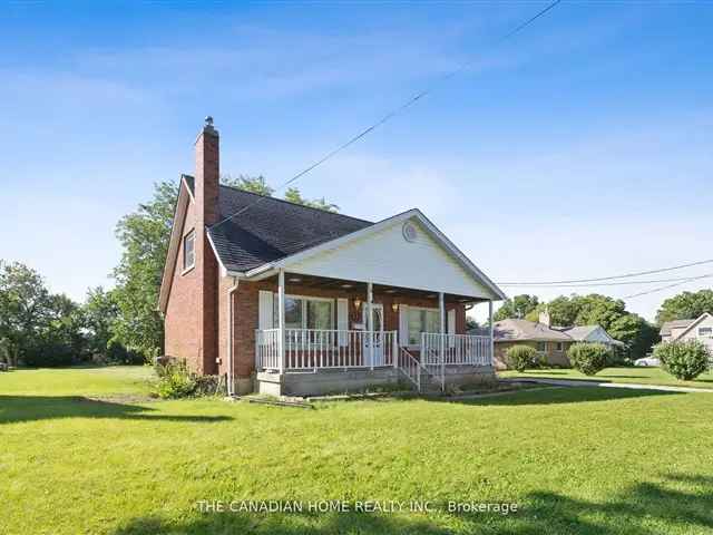 3-Bedroom Family Home in Cambridge Huge Lot Detached Garage