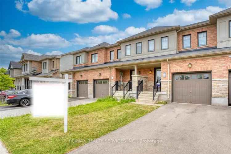 House For Sale in Hamilton, Ontario