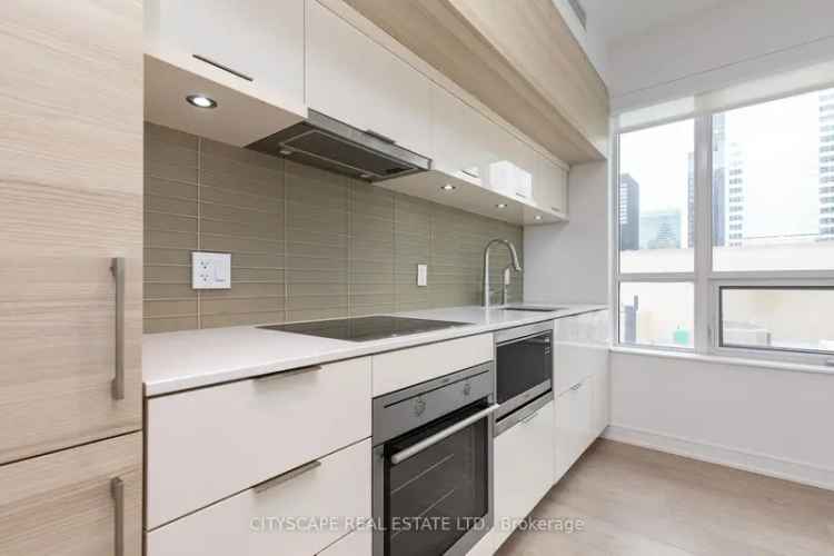 Rent 2 Bedroom Plus Den Condo in Financial District with Modern Amenities