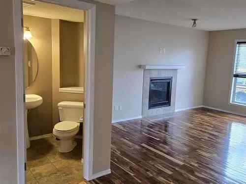 House For Sale in Summerside Edmonton