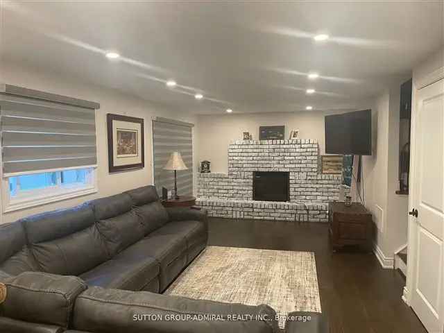 House For Sale in Barrie, Ontario