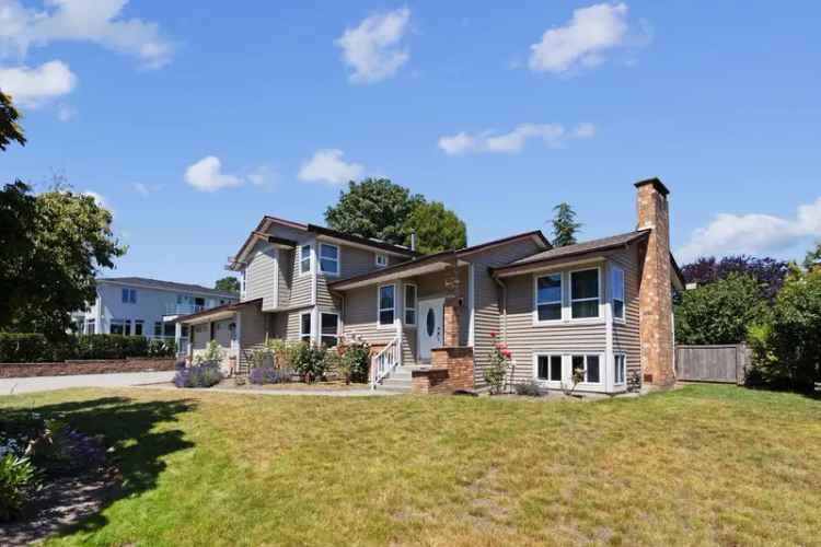 7 Bedroom House Fairview Estates Cloverdale Large Lot In Law Suite