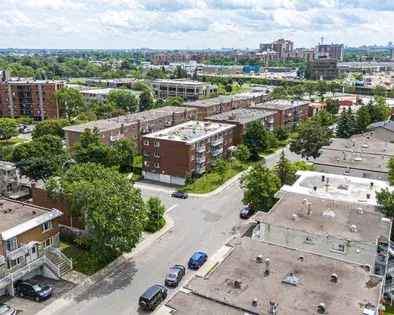 1 room apartment of 55 m² in Montreal