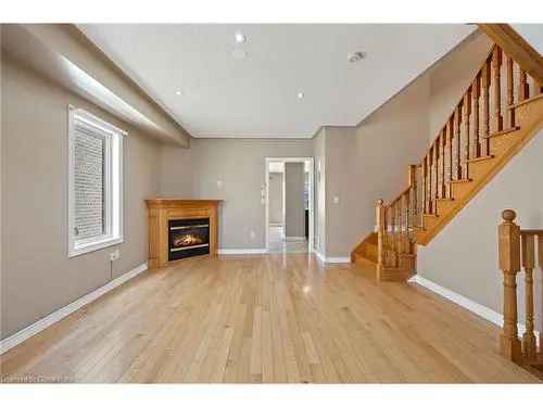 Buy Semi Detached House in Meadowvale Village Mississauga with 4 Bathrooms