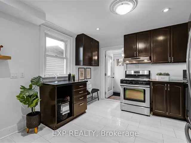 House For Sale in Oshawa, Ontario