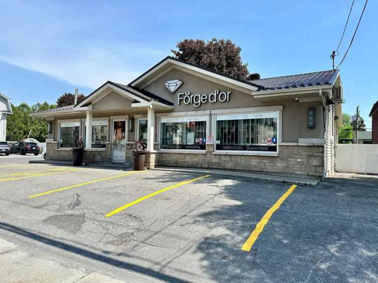 Commercial building/Office for sale, 353, Grand Boulevard, L'Île-Perrot - Proprio Direct