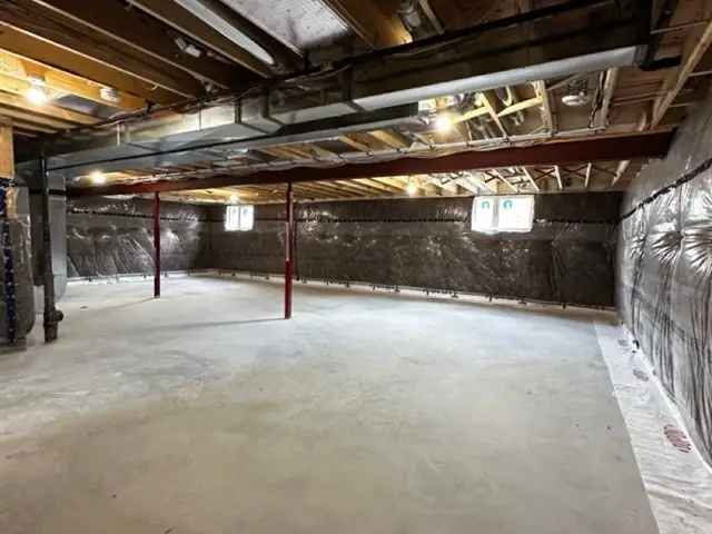 House For Sale in Belleville, Ontario