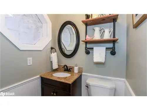 House For Sale In Barrie, Ontario