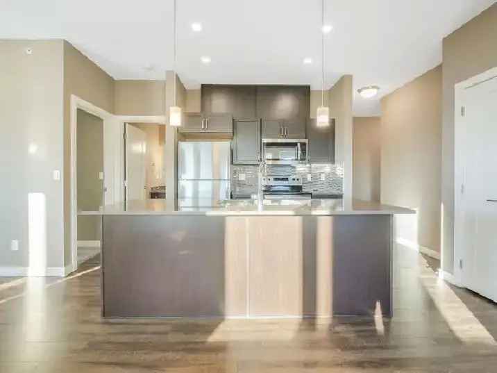 Rent Stunning Top Floor Corner Condo in Windermere with Luxury Features