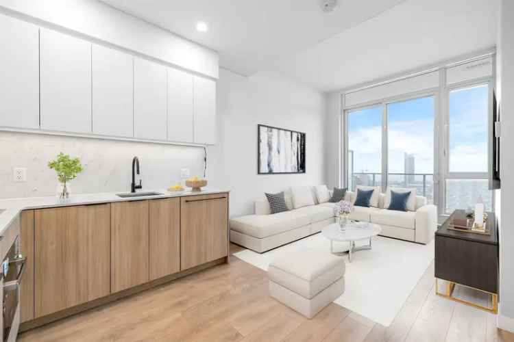 Surrey Penthouse Condo for Sale Georgetown One