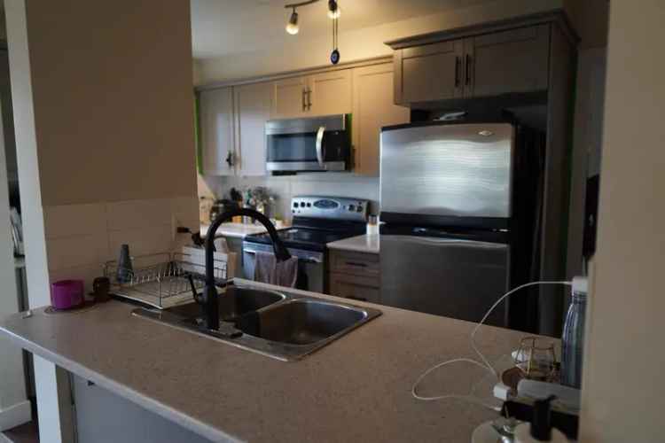 Chilliwack Condo 2 Bedroom Corner Unit Pet Friendly