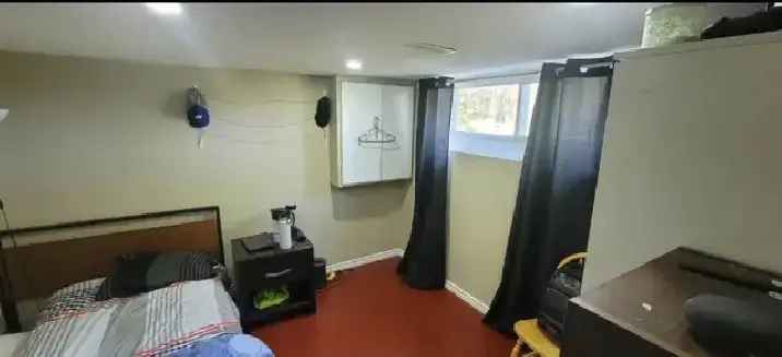 Single Basement Room for Rent