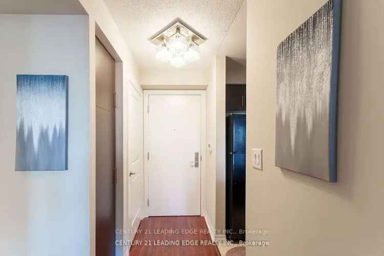 2 Bed 1 Bath Condo Near Henry Farm Shopping and Transit