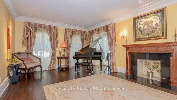 House For Sale in Toronto, Ontario