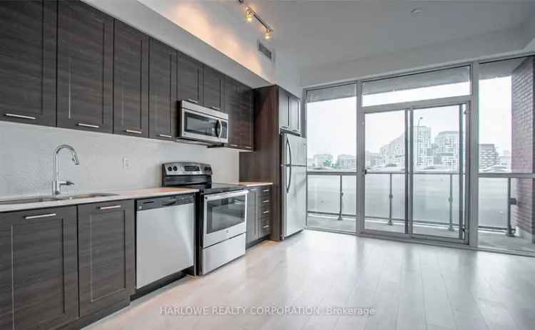 Spacious 1 Bedroom Condo at Fort York with Study