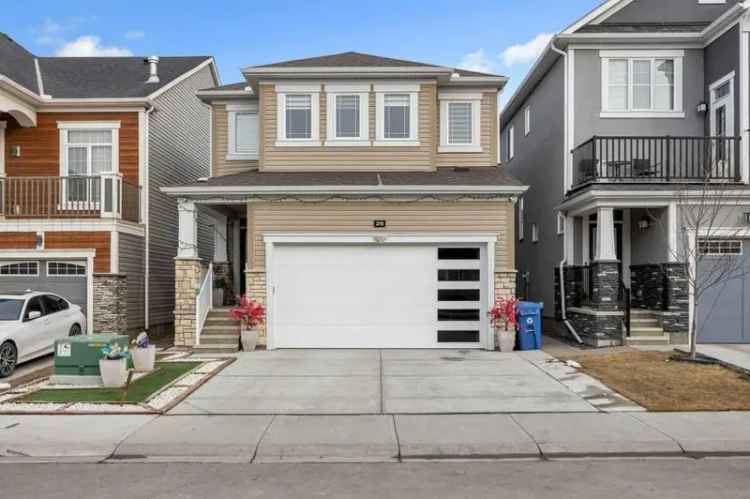 House For Sale in Calgary, Alberta