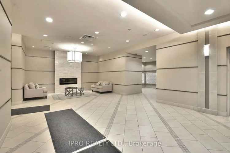 Downtown Brampton Condo: Modern 1Bed with Amenities