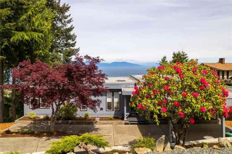 Ocean View Home in Nanaimo - Modern Luxury Meets West Coast Charm