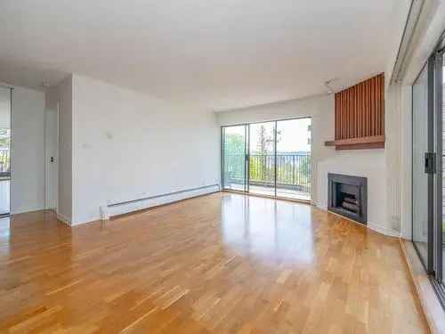 Ambleside 2-Bedroom Apartment with Wrap-Around Terrace