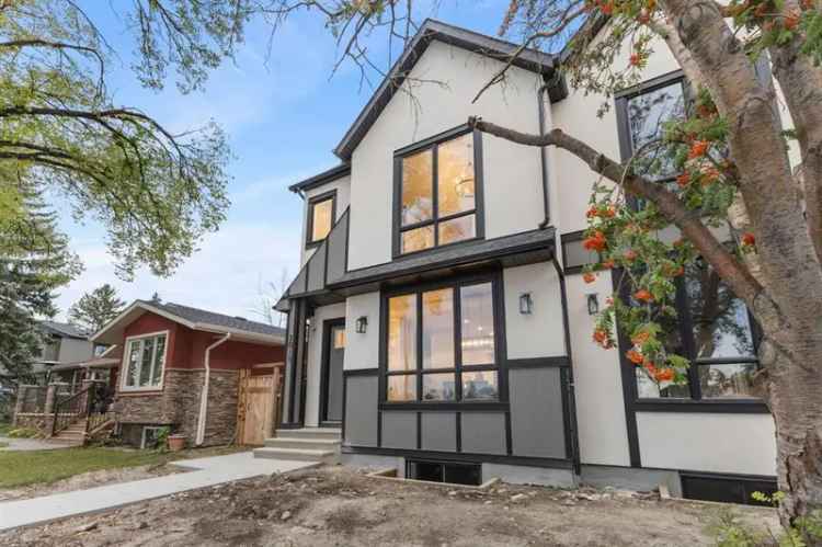 House For Sale in Calgary, Alberta