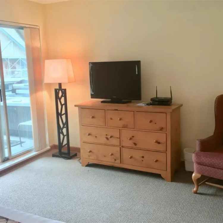 Whistler Townhouse for Sale - Sleeps 8 - Ski-in/Ski-out Access
